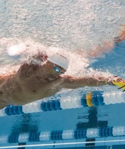 FINIS® Bolster Paddles | Early Vertical Forearm Paddles Technical