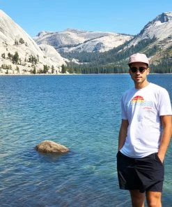 California Vibes | FINIS® Unisex T-Shirt 100% Cotton